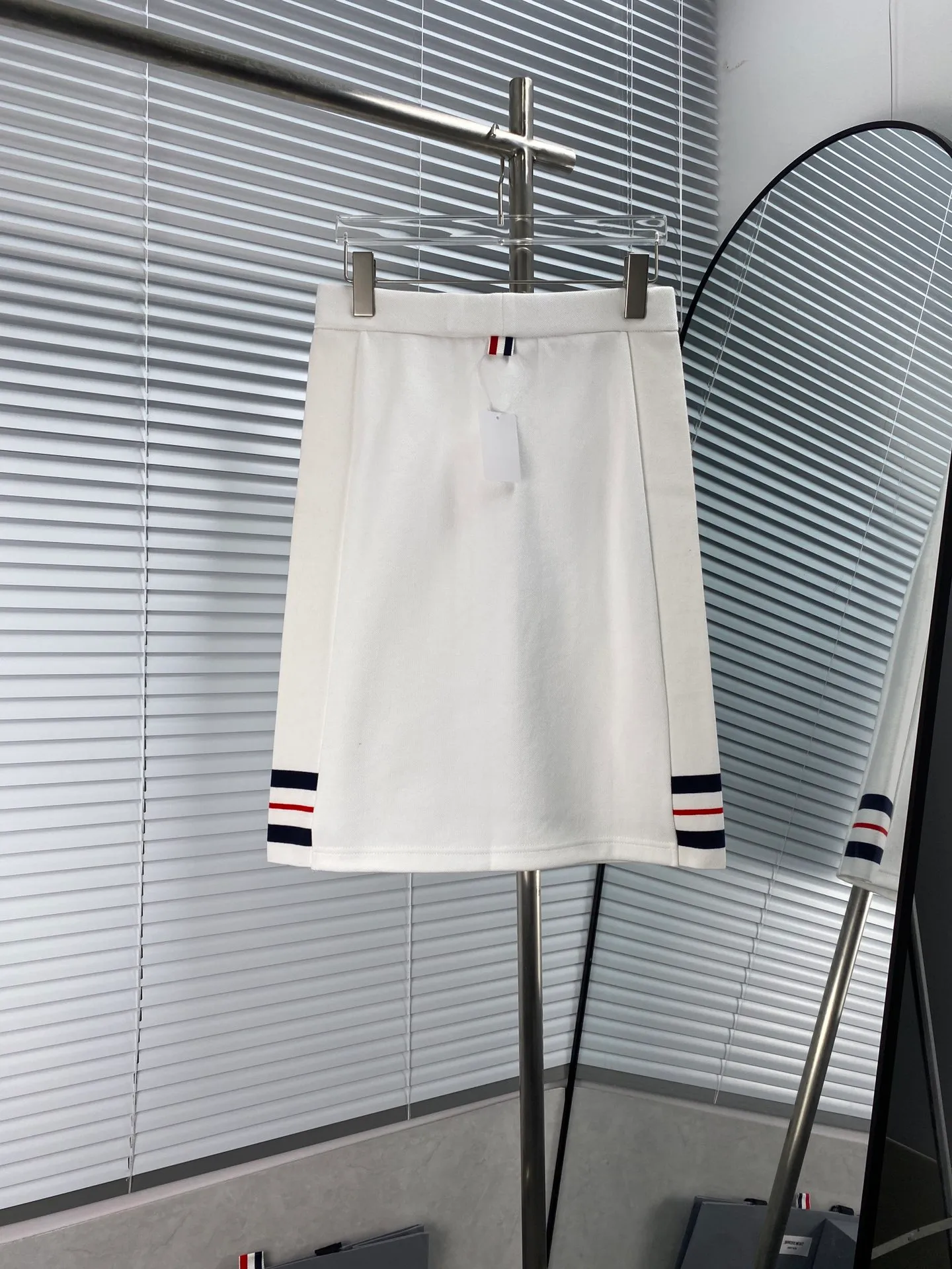 TB 23ss🇳🇱 TB A 👗 ， zp ， ，TB ， zp ， zp 🆚！ ：Navy Blue White Sizes：012